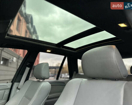 Чорний БМВ Х5, об'ємом двигуна 3 л та пробігом 304 тис. км за 10350 $, фото 42 на Automoto.ua