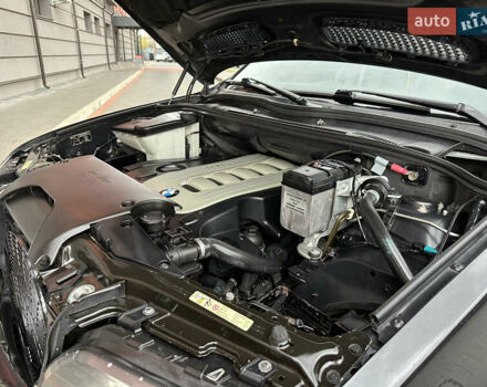 Чорний БМВ Х5, об'ємом двигуна 3 л та пробігом 304 тис. км за 10350 $, фото 94 на Automoto.ua