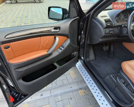 Черный БМВ Х5, объемом двигателя 3 л и пробегом 342 тыс. км за 13500 $, фото 11 на Automoto.ua