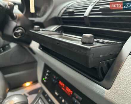 Чорний БМВ Х5, об'ємом двигуна 3 л та пробігом 304 тис. км за 10350 $, фото 68 на Automoto.ua