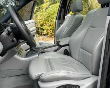 Черный БМВ Х5, объемом двигателя 3 л и пробегом 350 тыс. км за 11500 $, фото 15 на Automoto.ua