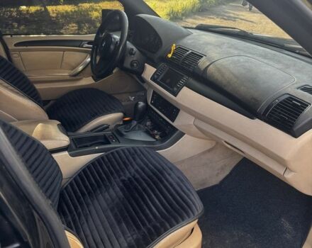 Чорний БМВ Х5, об'ємом двигуна 3 л та пробігом 300 тис. км за 5500 $, фото 9 на Automoto.ua
