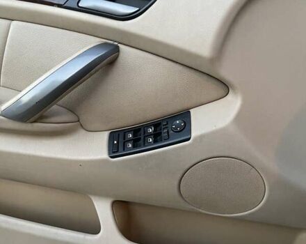 Черный БМВ Х5, объемом двигателя 3 л и пробегом 285 тыс. км за 11990 $, фото 24 на Automoto.ua