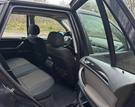 Чорний БМВ Х5, об'ємом двигуна 3 л та пробігом 295 тис. км за 6300 $, фото 13 на Automoto.ua