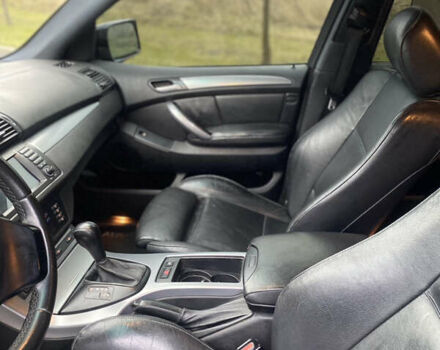 Чорний БМВ Х5, об'ємом двигуна 2.99 л та пробігом 369 тис. км за 11900 $, фото 28 на Automoto.ua