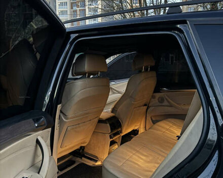 Черный БМВ Х5, объемом двигателя 3 л и пробегом 307 тыс. км за 11000 $, фото 8 на Automoto.ua