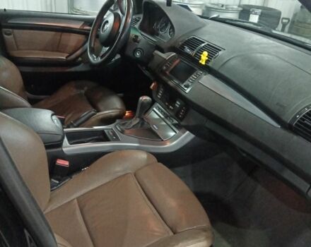 Черный БМВ Х5, объемом двигателя 3 л и пробегом 380 тыс. км за 12400 $, фото 12 на Automoto.ua