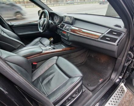 Черный БМВ Х5, объемом двигателя 3 л и пробегом 326 тыс. км за 8700 $, фото 22 на Automoto.ua