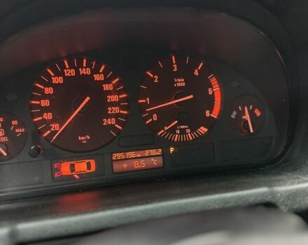 Чорний БМВ Х5, об'ємом двигуна 3 л та пробігом 295 тис. км за 6300 $, фото 18 на Automoto.ua