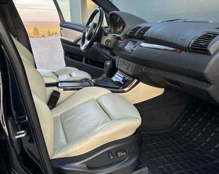Чорний БМВ Х5, об'ємом двигуна 3 л та пробігом 275 тис. км за 12950 $, фото 41 на Automoto.ua