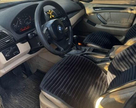 Чорний БМВ Х5, об'ємом двигуна 3 л та пробігом 300 тис. км за 5500 $, фото 8 на Automoto.ua