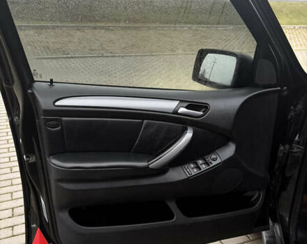 Черный БМВ Х5, объемом двигателя 2.99 л и пробегом 334 тыс. км за 11200 $, фото 29 на Automoto.ua