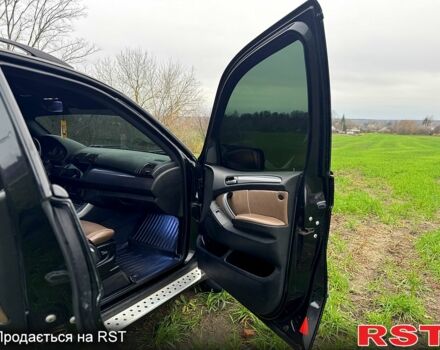 Чорний БМВ Х5, об'ємом двигуна 3 л та пробігом 0 тис. км за 9600 $, фото 11 на Automoto.ua