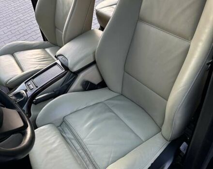 Чорний БМВ Х5, об'ємом двигуна 3 л та пробігом 275 тис. км за 12950 $, фото 55 на Automoto.ua
