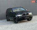 Чорний БМВ Х5, об'ємом двигуна 3 л та пробігом 275 тис. км за 12950 $, фото 79 на Automoto.ua