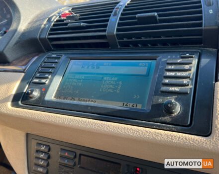 Черный БМВ Х5, объемом двигателя 3 л и пробегом 350 тыс. км за 9999 $, фото 12 на Automoto.ua