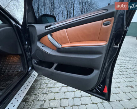 Черный БМВ Х5, объемом двигателя 2.98 л и пробегом 313 тыс. км за 14000 $, фото 26 на Automoto.ua