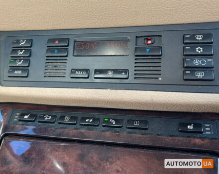 Черный БМВ Х5, объемом двигателя 3 л и пробегом 350 тыс. км за 9999 $, фото 16 на Automoto.ua