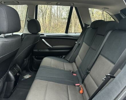Чорний БМВ Х5, об'ємом двигуна 3 л та пробігом 295 тис. км за 6300 $, фото 17 на Automoto.ua