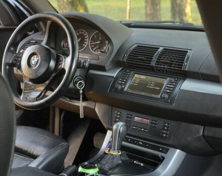 Черный БМВ Х5, объемом двигателя 3 л и пробегом 370 тыс. км за 6500 $, фото 2 на Automoto.ua