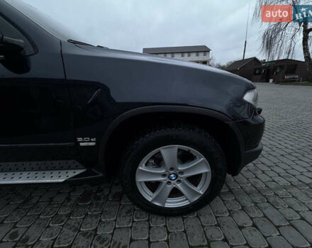 Черный БМВ Х5, объемом двигателя 2.98 л и пробегом 313 тыс. км за 14000 $, фото 4 на Automoto.ua