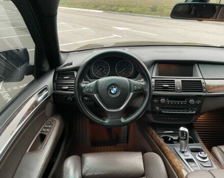 Черный БМВ Х5, объемом двигателя 4.8 л и пробегом 200 тыс. км за 11200 $, фото 8 на Automoto.ua