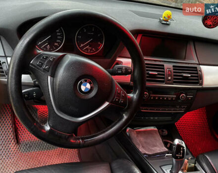 Черный БМВ Х5, объемом двигателя 2.99 л и пробегом 381 тыс. км за 10500 $, фото 13 на Automoto.ua