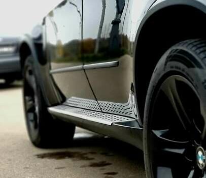 Черный БМВ Х5, объемом двигателя 2.99 л и пробегом 400 тыс. км за 13700 $, фото 18 на Automoto.ua