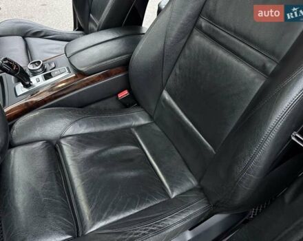 Чорний БМВ Х5, об'ємом двигуна 3 л та пробігом 364 тис. км за 8999 $, фото 16 на Automoto.ua