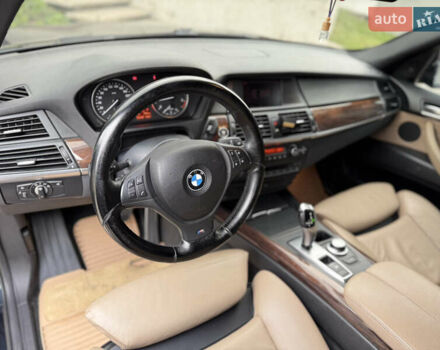 Черный БМВ Х5, объемом двигателя 3 л и пробегом 244 тыс. км за 16000 $, фото 32 на Automoto.ua