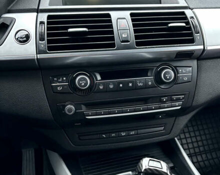 Черный БМВ Х5, объемом двигателя 2.99 л и пробегом 400 тыс. км за 13700 $, фото 43 на Automoto.ua