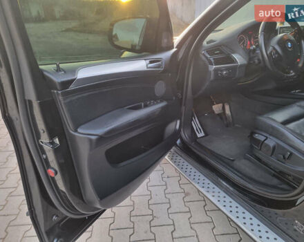 Чорний БМВ Х5, об'ємом двигуна 3 л та пробігом 350 тис. км за 14500 $, фото 23 на Automoto.ua