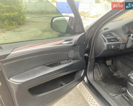 Черный БМВ Х5, объемом двигателя 3 л и пробегом 240 тыс. км за 12000 $, фото 30 на Automoto.ua