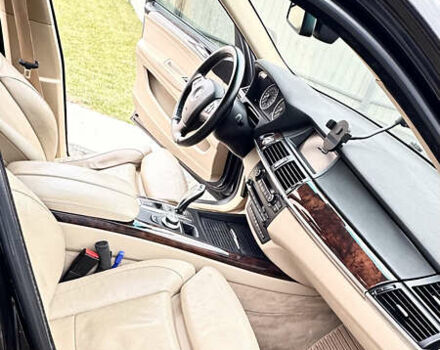 Черный БМВ Х5, объемом двигателя 4.8 л и пробегом 211 тыс. км за 11000 $, фото 8 на Automoto.ua