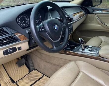 Чорний БМВ Х5, об'ємом двигуна 4.8 л та пробігом 220 тис. км за 10500 $, фото 6 на Automoto.ua