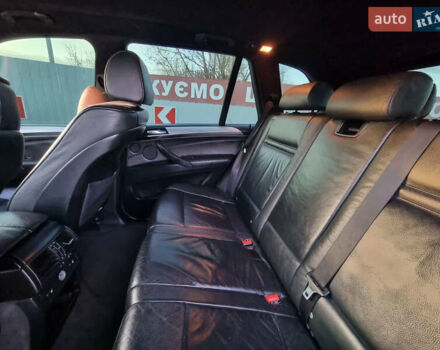 Чорний БМВ Х5, об'ємом двигуна 3 л та пробігом 350 тис. км за 14500 $, фото 10 на Automoto.ua