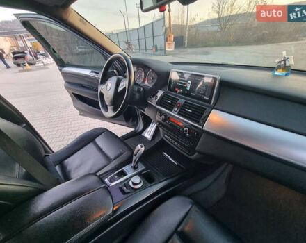 Чорний БМВ Х5, об'ємом двигуна 3 л та пробігом 350 тис. км за 14500 $, фото 6 на Automoto.ua