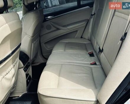 Черный БМВ Х5, объемом двигателя 3 л и пробегом 279 тыс. км за 7850 $, фото 19 на Automoto.ua