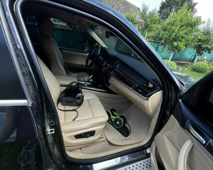 Черный БМВ Х5, объемом двигателя 4.8 л и пробегом 287 тыс. км за 8700 $, фото 6 на Automoto.ua