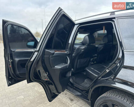 Черный БМВ Х5, объемом двигателя 3 л и пробегом 270 тыс. км за 12250 $, фото 68 на Automoto.ua