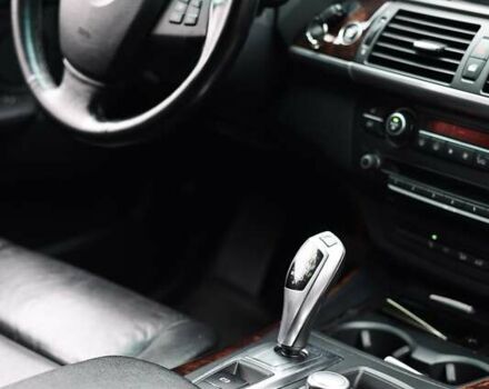 Черный БМВ Х5, объемом двигателя 3 л и пробегом 153 тыс. км за 14000 $, фото 14 на Automoto.ua