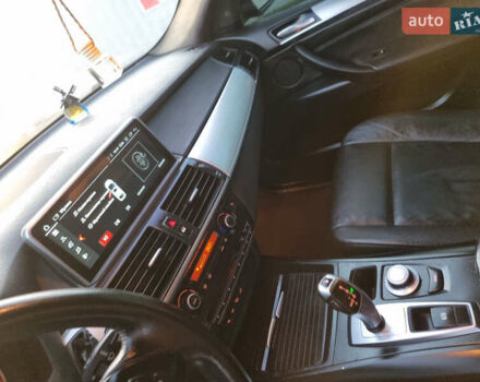 Чорний БМВ Х5, об'ємом двигуна 3 л та пробігом 350 тис. км за 14500 $, фото 15 на Automoto.ua