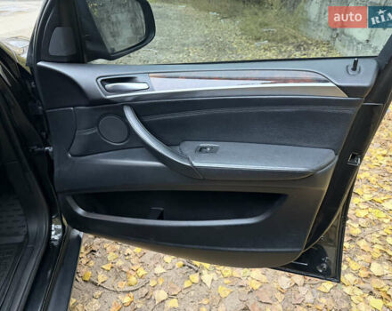 Черный БМВ Х5, объемом двигателя 3 л и пробегом 265 тыс. км за 12500 $, фото 22 на Automoto.ua