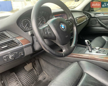 Черный БМВ Х5, объемом двигателя 3 л и пробегом 240 тыс. км за 12000 $, фото 31 на Automoto.ua