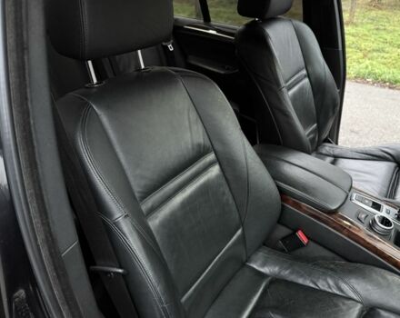 Черный БМВ Х5, объемом двигателя 3 л и пробегом 364 тыс. км за 8900 $, фото 17 на Automoto.ua