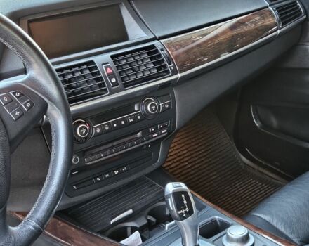 Черный БМВ Х5, объемом двигателя 3 л и пробегом 250 тыс. км за 10900 $, фото 6 на Automoto.ua