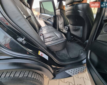 Чорний БМВ Х5, об'ємом двигуна 3 л та пробігом 350 тис. км за 14500 $, фото 2 на Automoto.ua