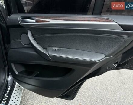 Чорний БМВ Х5, об'ємом двигуна 3 л та пробігом 364 тис. км за 8999 $, фото 19 на Automoto.ua