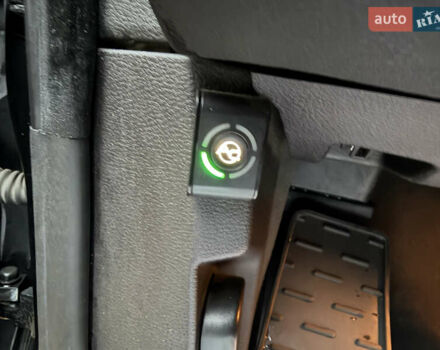 Черный БМВ Х5, объемом двигателя 3 л и пробегом 265 тыс. км за 12500 $, фото 46 на Automoto.ua