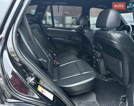 Черный БМВ Х5, объемом двигателя 3 л и пробегом 270 тыс. км за 12250 $, фото 84 на Automoto.ua